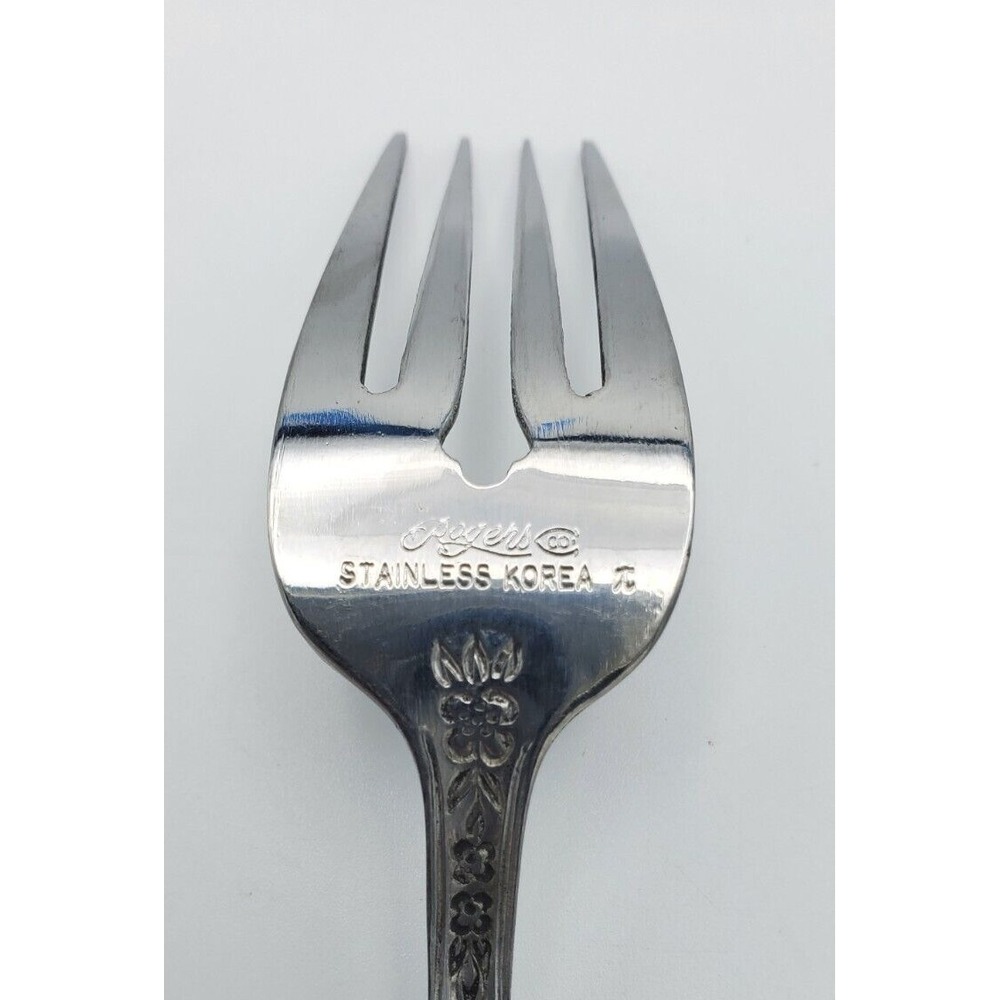 Rogers Co. Stanley Roberts Kings Berry Pattern Salad Fork Stainless Korea - Picture 6 of 8